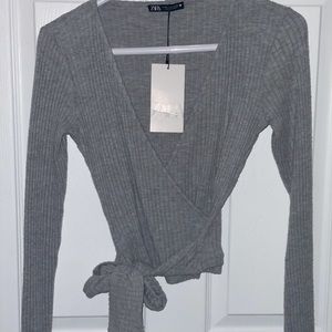 Zara crop top size medium color gray